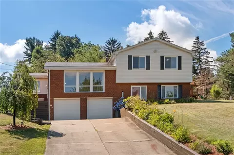 2402 Fairhill Rd, Sewickley, PA 15143