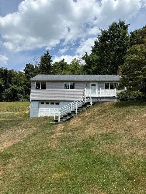 131 Dally Rd, Charleroi, PA 15022