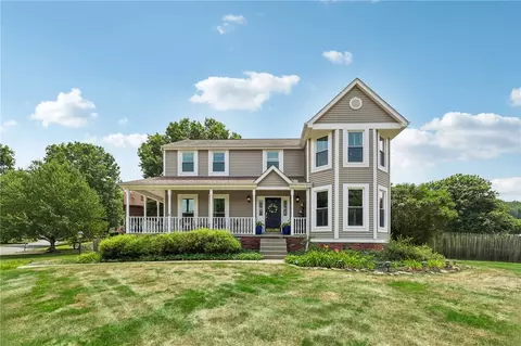 118 Oakdale Dr, Zelienople, PA 16063