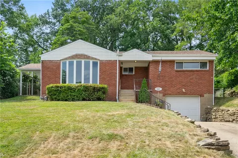 5690 Florida Ave, Bethel Park, PA 15102