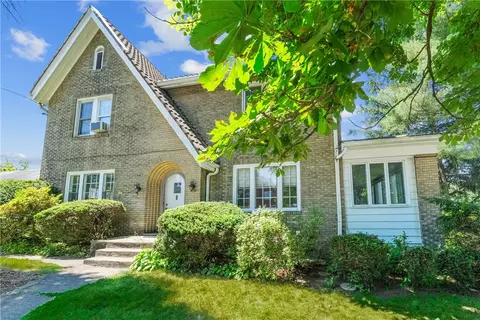 6648 5th, Pittsburgh, PA 15206