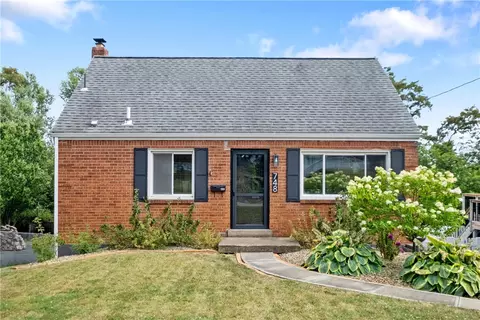 748 Edgewater Dr, West Mifflin, PA 15122