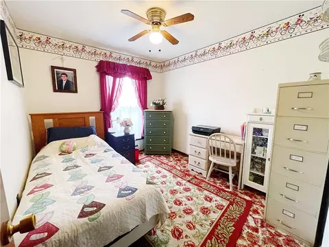 Bedroom - 2152 E Mud Pike, Berlin, PA 15530 photo 3 of 6