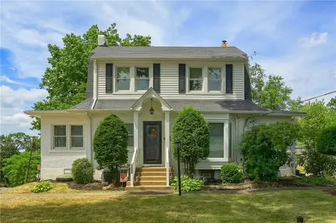 1044 Washington Rd, Pittsburgh, PA 15228