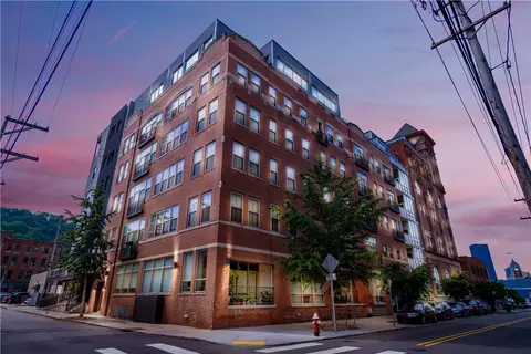 2434 Smallman St #611, Pittsburgh, PA 15222