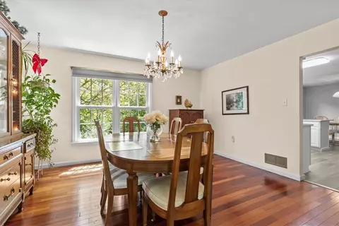 Dining - 2170 Ridge Dr, Mars, PA 16046 photo 2 of 2