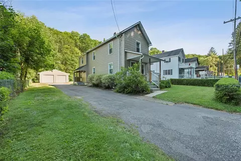 1746 Soap Hollow Rd, Tire Hill, PA 15959