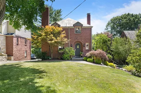 845 Academy Pl, Pittsburgh, PA 15243