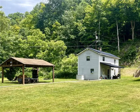 1188 California Dr, Coal Center, PA 15423