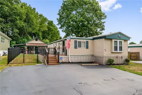 72 Wagner Dr, Mcdonald, PA 15057
