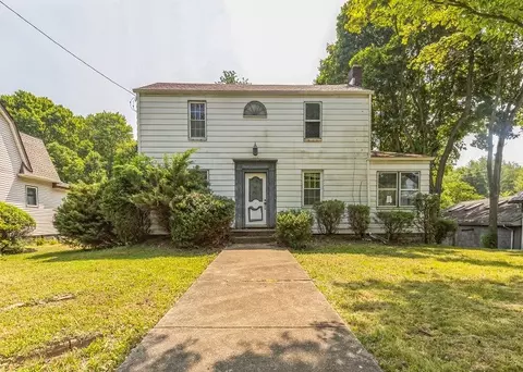 1066 Deer Creek Rd, Gibsonia, PA 15044