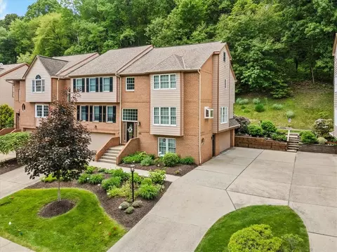 2127 Huntington Ct, Wexford, PA 15090