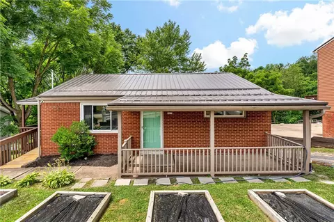 3075 Mount Troy Rd, Pittsburgh, PA 15212