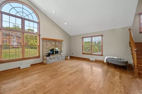 514 Lockesley Ct, Eighty Four, PA 15330 photo 6