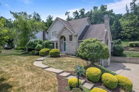 514 Lockesley Ct, Eighty Four, PA 15330