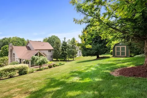 514 Lockesley Ct, Eighty Four, PA 15330 photo 34