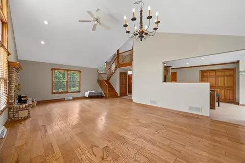 514 Lockesley Ct, Eighty Four, PA 15330 photo 8