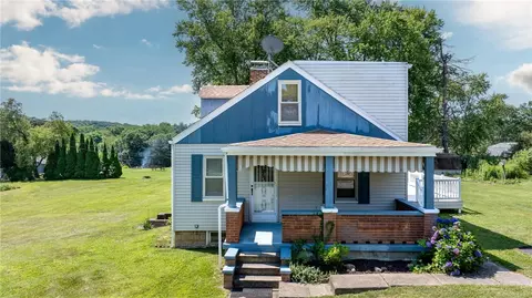 107 Bennett Blvd, Aliquippa, PA 15001