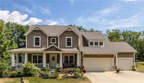 242 Kings Rd, Washington, PA 15301