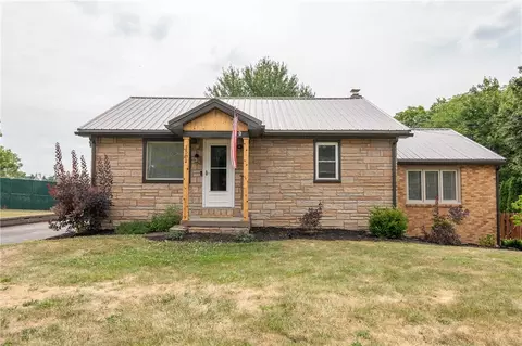 1581 Longview Dr, Latrobe, PA 15650