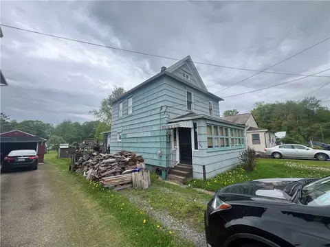 269 Ohio Ave, James City, PA 16734