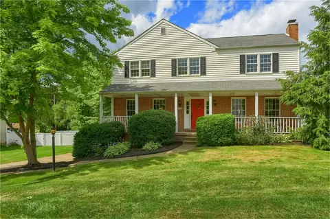 305 Winchester Ct, Cranberry Township, PA 16066