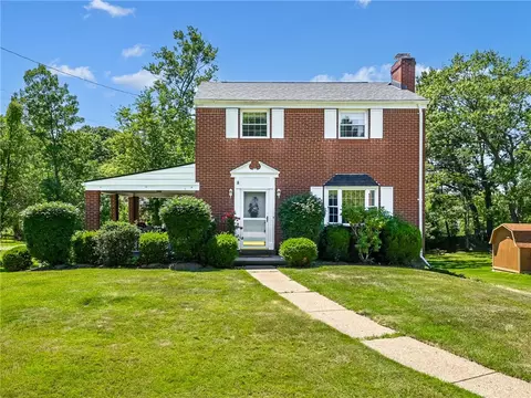 9215 Van Dyke St, Pittsburgh, PA 15237