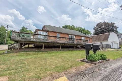 329 1st Ave, Hyde Park, PA 15641