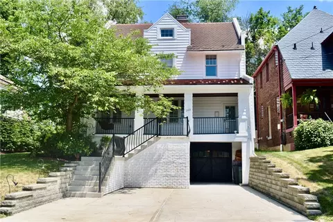 205 Hazel Dr, Pittsburgh, PA 15228