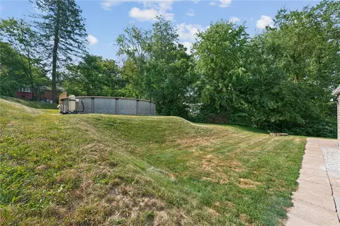 Exterior - 227 Maple Dr, Monroeville, PA 15146 photo 6 of 9