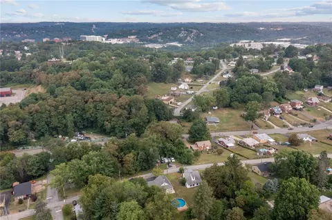View/Area - 227 Maple Dr, Monroeville, PA 15146 photo 3 of 3