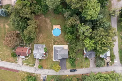 View/Area - 227 Maple Dr, Monroeville, PA 15146 photo 2 of 3