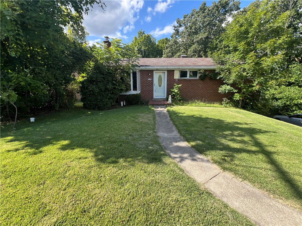 350 Colonial Mnr Rd  