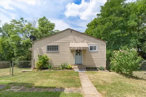 553 Fair Oaks St, Mckees Rocks, PA 15136