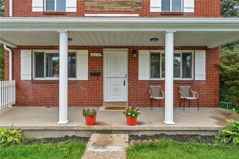 615 Linda Dr, Pittsburgh, PA 15226