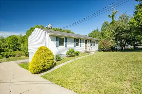 634 Bairdford Rd, Gibsonia, PA 15044