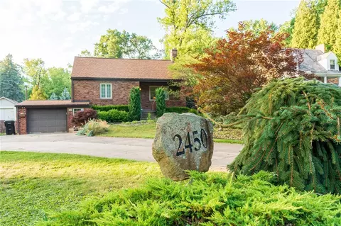 2450 Lytle Rd, Bethel Park, PA 15102