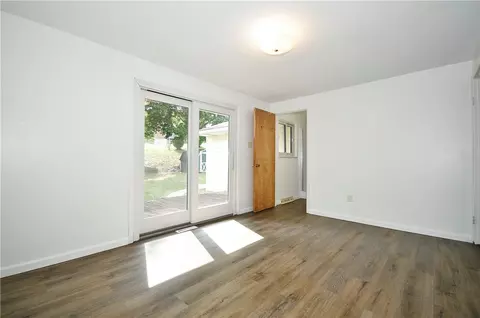 236 Pine Dr, Coraopolis, PA 15108 photo 22