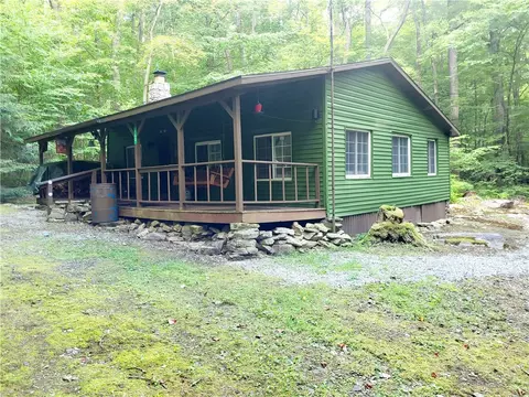 162 Rock Run Rd, Rector, PA 15677