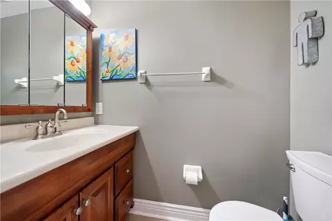 Bath - 36 Janette Cir, Irwin, PA 15642 photo 1 of 3