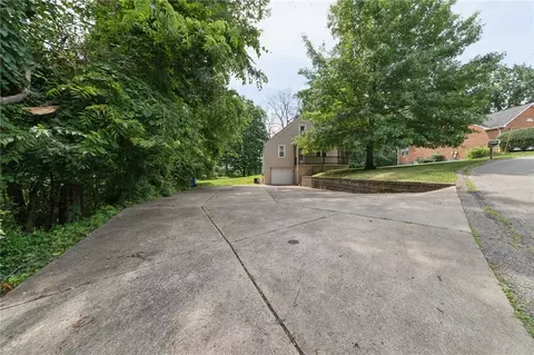 143 Colgan Ter, Verona, PA 15147