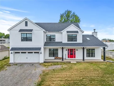 1809 Porter St, Conway, PA 15027