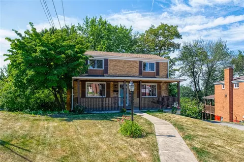 1832 Horizon Dr, White Oak, PA 15131