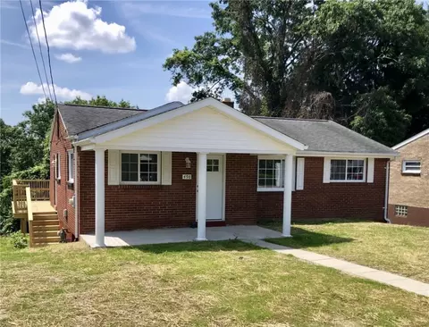 498 Crescent Boulevard Ext, Crescent, PA 15046