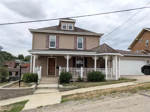 521 E Walnut Ave, Mount Pleasant, PA 15666
