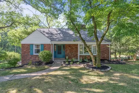 17 Winthrop Rd, Carnegie, PA 15106