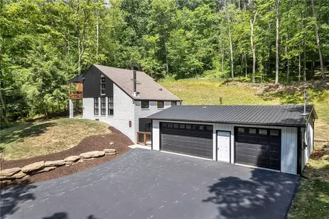 409 Baldwin Rd, Oakdale, PA 15071