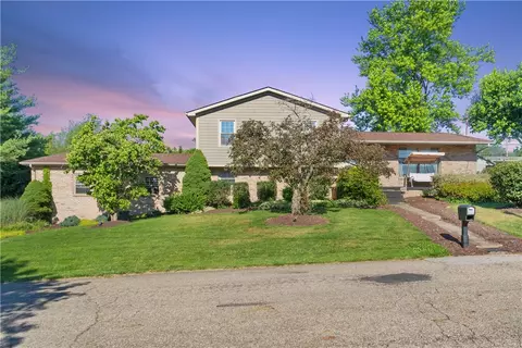 1398 S Elm, Monaca, PA 15061