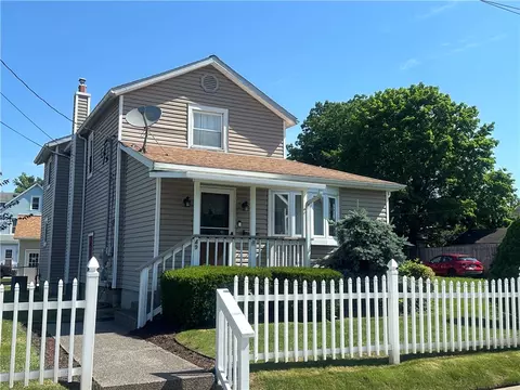 49 Line St, Sharpsville, PA 16150