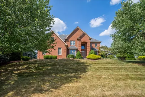 3012 E Ridge Dr, Gibsonia, PA 15044